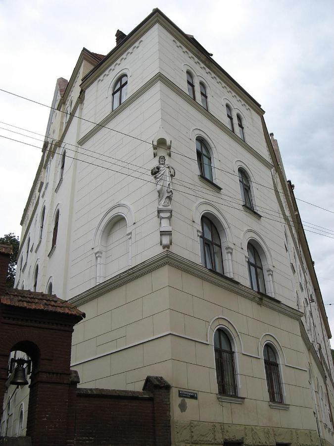 Вул Краківська 34 Не Далеко Від Ж Д Вокзалу Звітні Документи Lviv Exterior foto